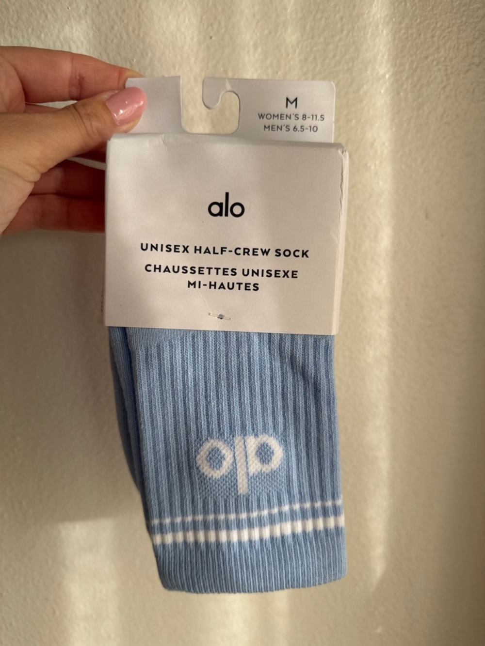 ALO Yoga Light Blue Unisex Half-Crew Athletic Socks